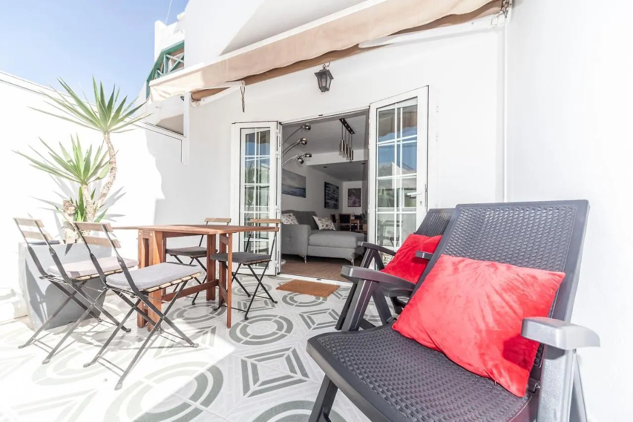 Luxury Apartment Gueldera Playa Honda  Spagna